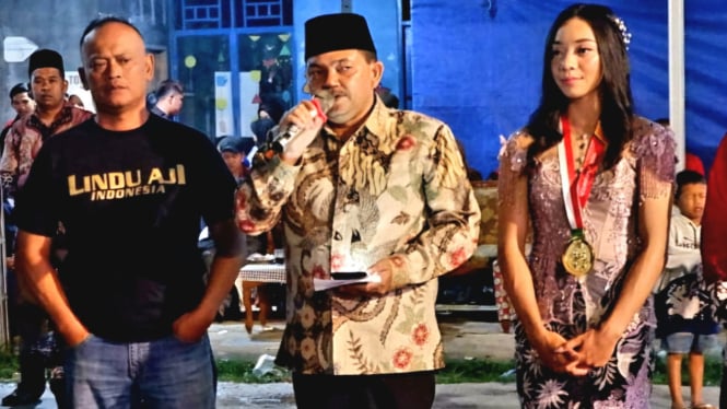 Cabup Semarang Ngesti Nugraha Bersama Tharisa Atlit Peraih Emas PON