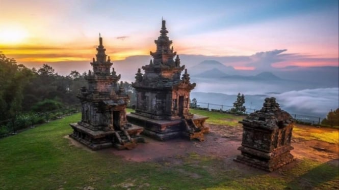 Candi Gedong Songo Kabupaten Semarang.