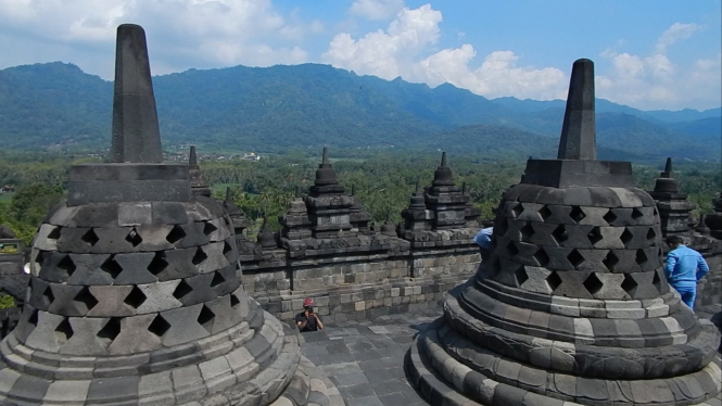 Wisata murah ke Candi Borobudur.