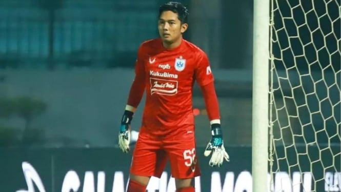 Kiper PSIS Rizky Darmawan.