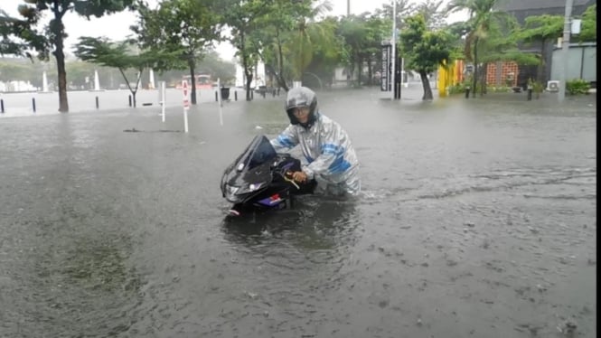 Banjir melanda Kota Semarang beberapa waktu lalu