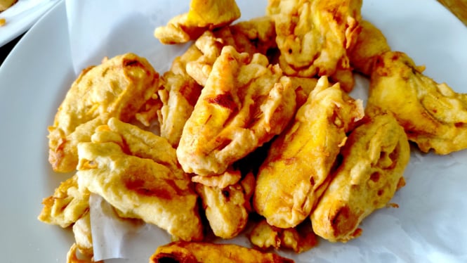 Pisang goreng Tawangmangu yang manis dan legit.