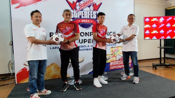 Program Sejuta Bola Superco Untuk Indonesia 2024 di UNNES Semarang.