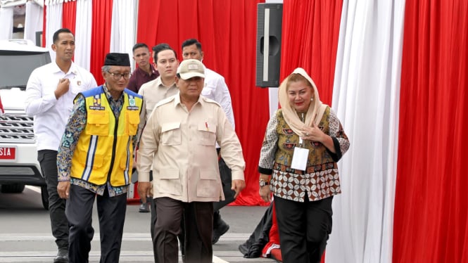 Presiden Prabowo resmikan Flyover Madukoro Semarang.