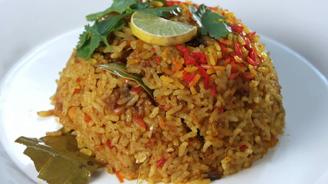 Nasi goreng lezat khas Indonesia.