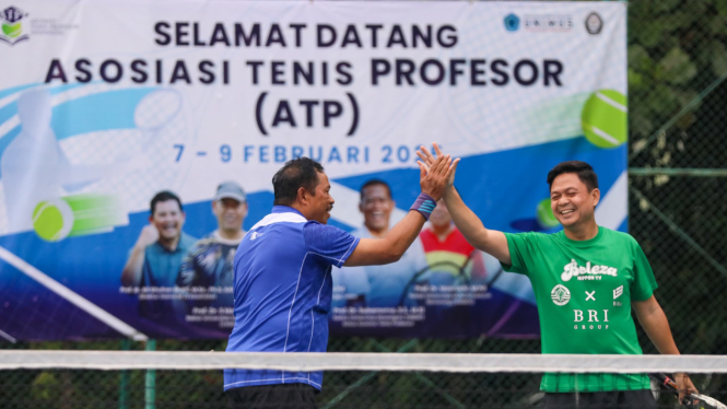 Asosiasi Tenis Profesor  terbentuk di Jawa Tengah.