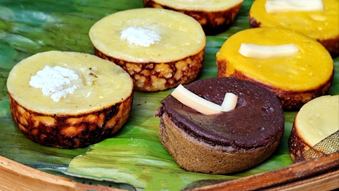 Kue lumpur, kudapan yang manis dan lembut.