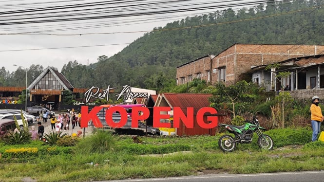 Kopeng, surga wisata belanja di Semarang.