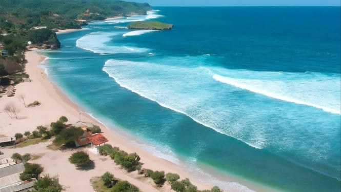 Pantai Krakal Gunung Kidul.