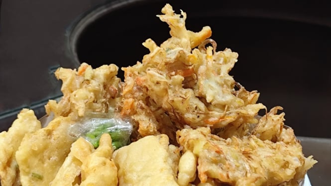 Bakwan, gorengan gurih dan kriuk.