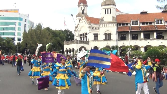 Karnaval Paskah di Kota Semarang.