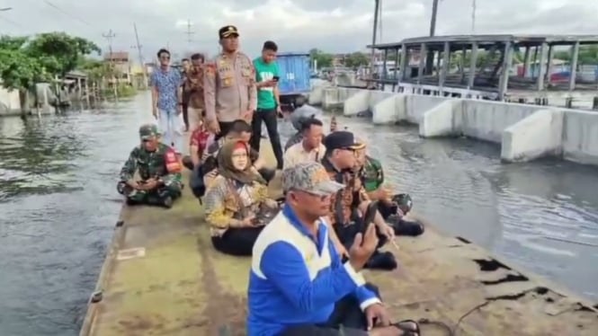 Wakil Wali Kota Semarang cek pagar jebol Pelabuhan Tanjung Emas.