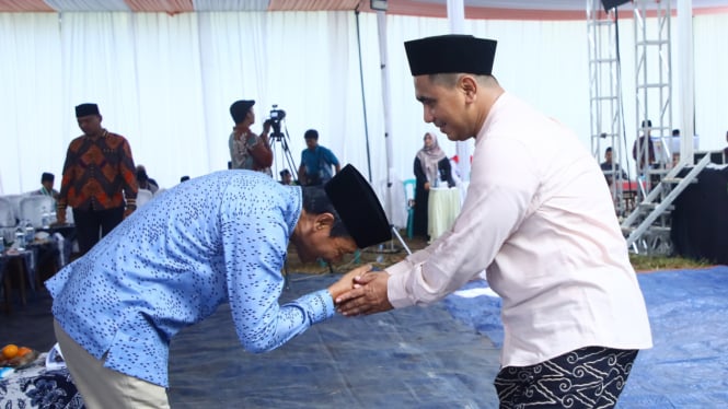 Wagub Jateng Taj Yasin sebut santri bisa kuliah ke Mesir.