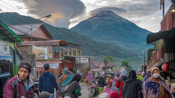 Suasana pagi ini Pasar Kejajar, Wonosobo.