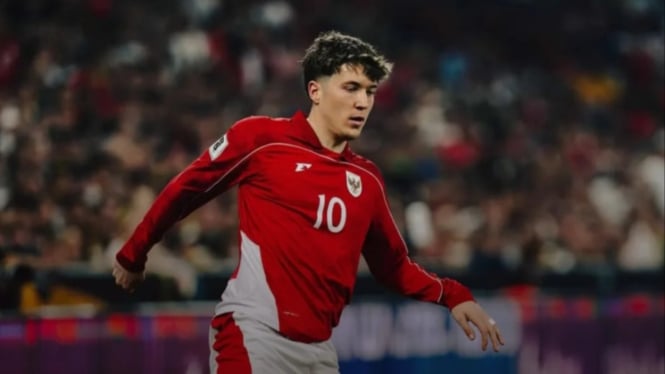 Olr Romeney cetak gol untuk Indonesia lawan China.