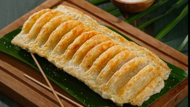 Bandros, kuliner khas dari Bandung.