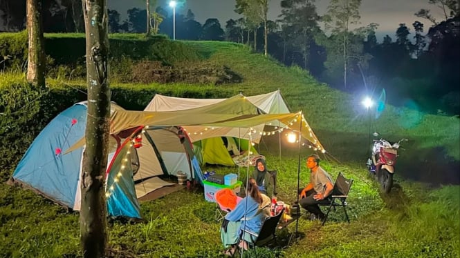 Sensasi berkemah di ketinggian Purwokerto, Camping Ground Limpakuwus.