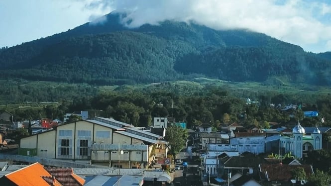 Pasar Sumowono, salah satu pasar berhawa dingin di Semarang.
