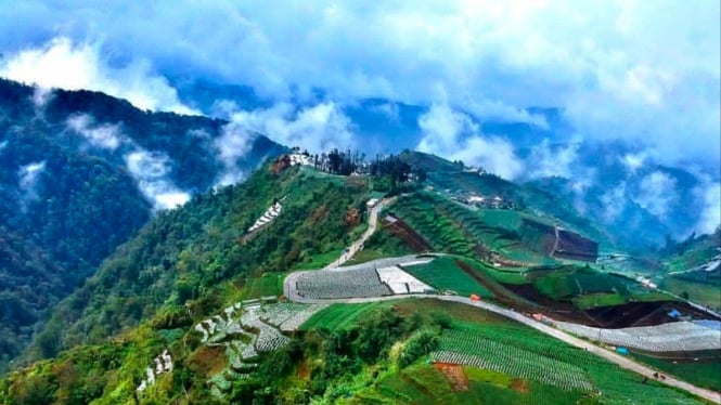 Sigemplong View di Kecamatan Bawang, Batang.