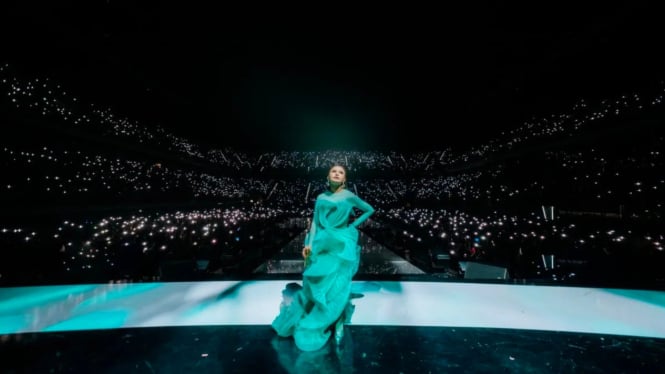 Konser Rossa di Malaysia.