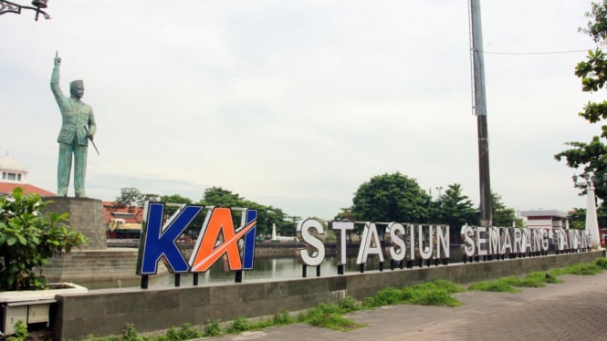 Stasiun Semarang Tawang, salah satu stasiun bersejarah.