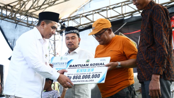 43 Kelompok Usaha Bersama di Blora Dapat Bantuan 860 Juta.