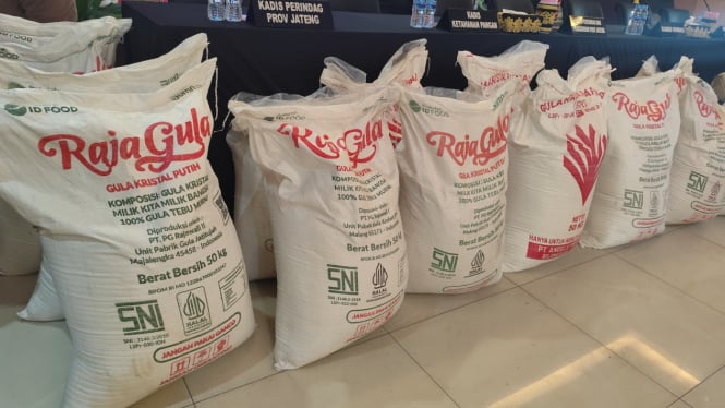 Polda Jateng ungkap kasus gula oplosan dibungkus karung Raja Gula.