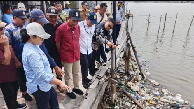 Wali Kota Semarang cek daerah rob di Tambakharjo.
