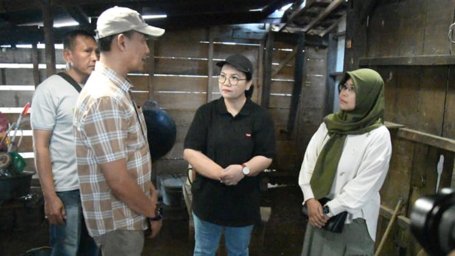 Wali Kota Semarang kunjungi penerima bantuan RTLH.