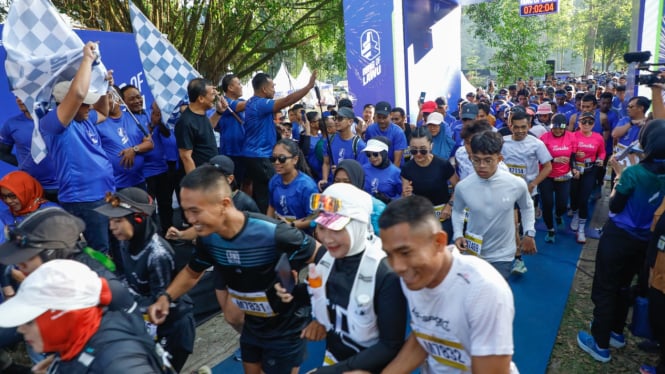 Ribuan Pelari ikuti lomba Ring of Lawu di Karanganyar.