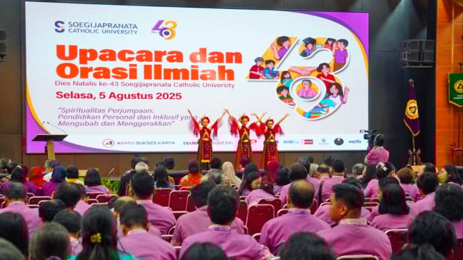 Dies Natalis Unika Soegijapranata Semarang.