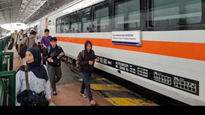 Suasana di Stasiun Semarang Poncol.