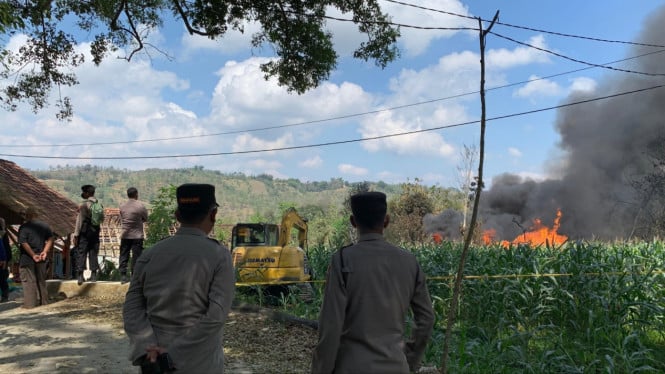 Kebakaran sumur minyak di Desa Gandu Blora.