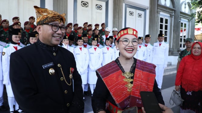 Wali Kota dan Wakil Wali Kota Semarang, Agustina-Iswar.