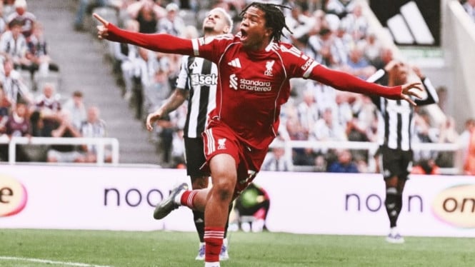 Rio Ngumoha, pencetak gol termuda Liverpool.