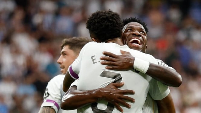 Pemain Real Madrid rayakan gol kemenangan.