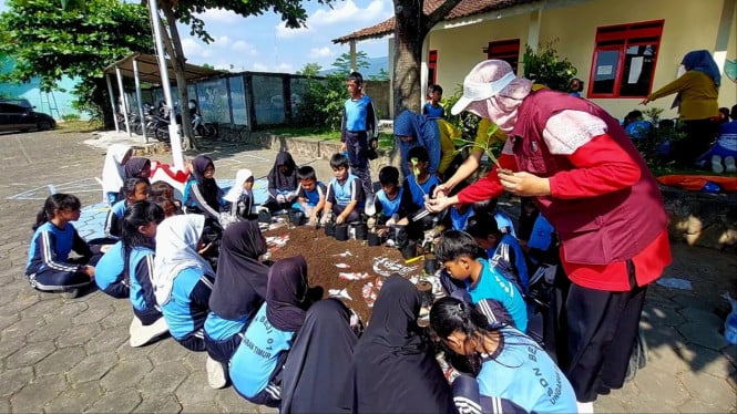 Dispertanikap Kab. Semarang Kenalkan Pertanian Ke Anak- Anak