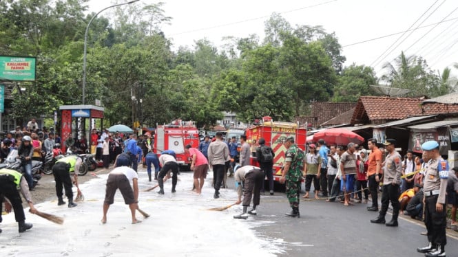 Polda Jateng akan evaluasi jalur rawan di Kalijambe Purworejo.