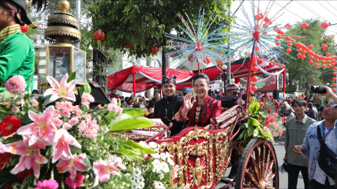 Pawai Dugderan menyambut datangnya bulan Ramadan di Kota Semarang.