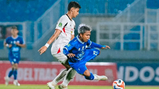 PSIS saat berlaga di Stadion Jatidiri Semarang.