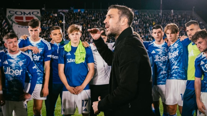 Pelatih Como Cesc Fabregas minta pemainnya fokus hadapi Sassuolo.
