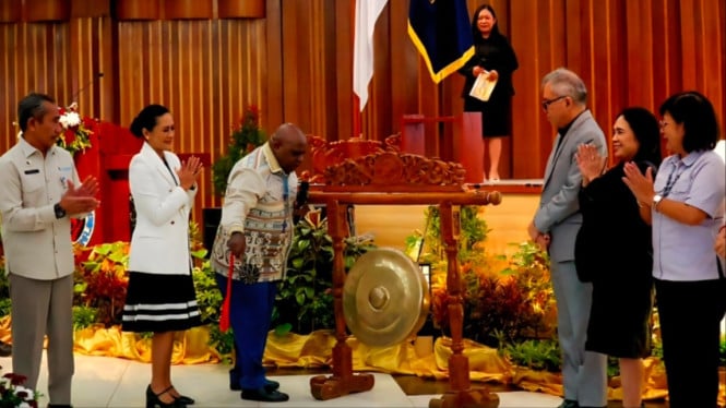 Menteri HAM Republik Indonesia, Natalius Pigai, membuka Festival HAM bertajuk Pembangunan HAM di Indonesia dalam Jiwa Pancasila Di UKSW