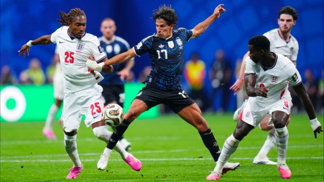 Pertandingan Inggris melawan Argentina di babak semifinal Piala Dunia 2026.