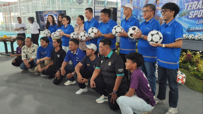 Wamenpora Taufik Hidayat meresmikan Terang Bangsa Sport Fasilities di Kota Semarang.