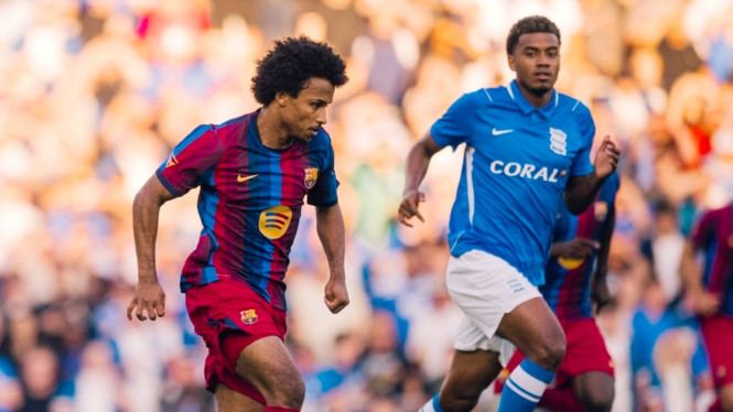 Pertandingan Birmingham melawan Barcelona di laga Pramusim.