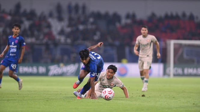PSIS Dihajar Persiraja di Stadion Jatidiri Semarang.