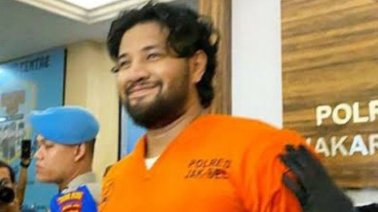 Potret Ammar Zoni saat memakai baju tahanan