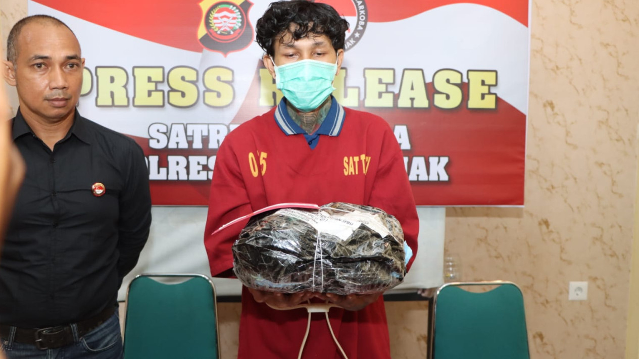 Polresta Pontianak amankan pengiriman ganja asal Medan