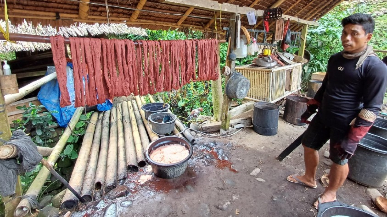 Warga suku Baduy Luar, Marno.