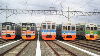 Kereta api langsir.